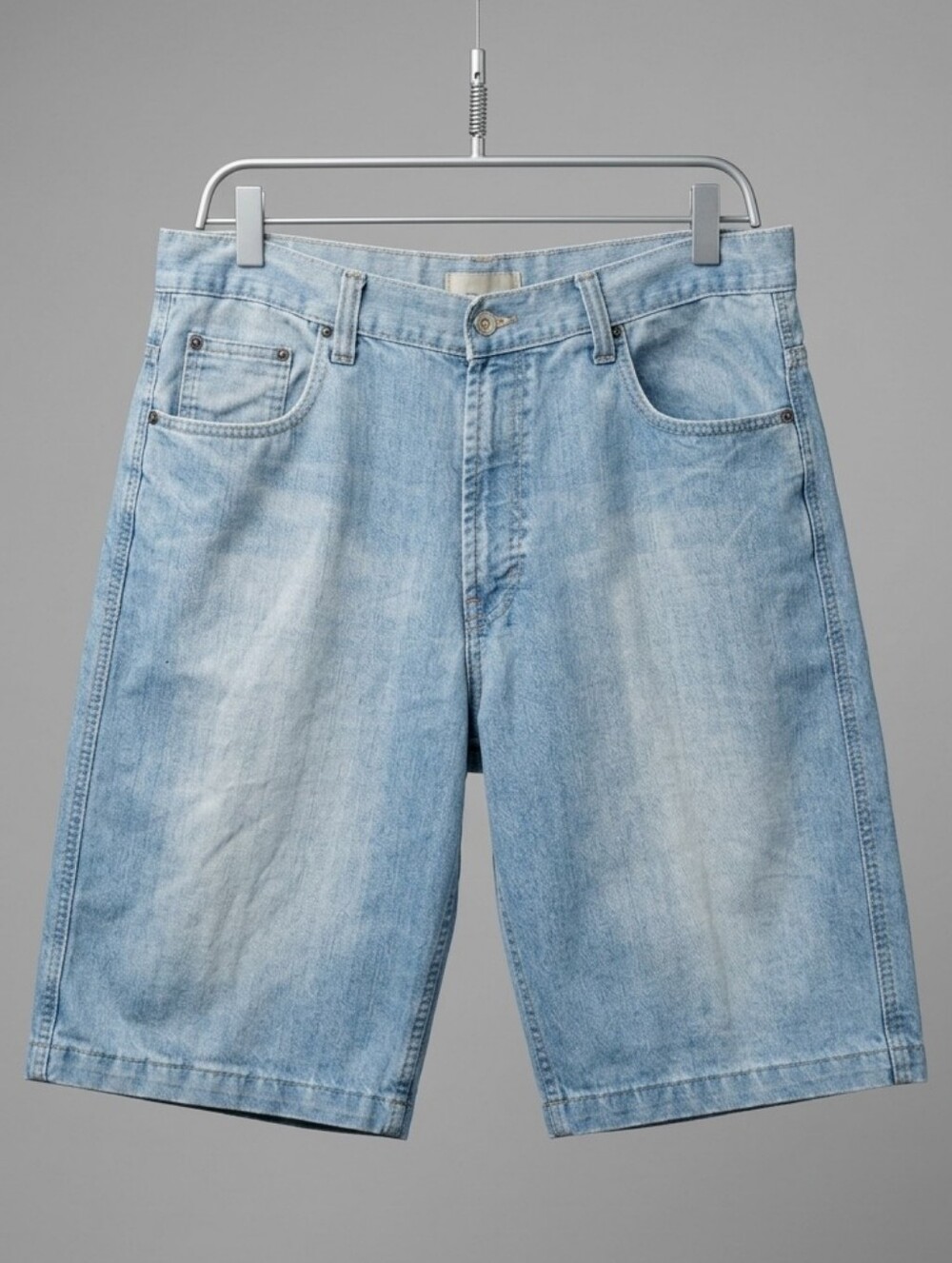 924 Route 66 Men's Light Wash Denim Shorts Size 36 Distressed Back Pockets